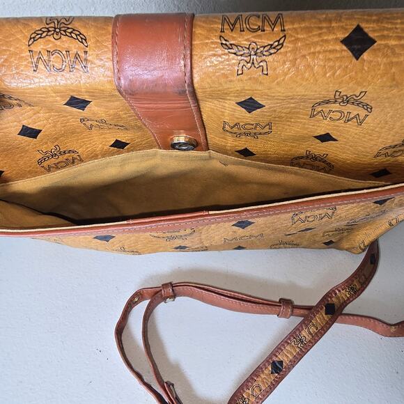 Vintage Authentic MCM Brown Leather Crossbody Clutch Bag - Picture 6 of 12
